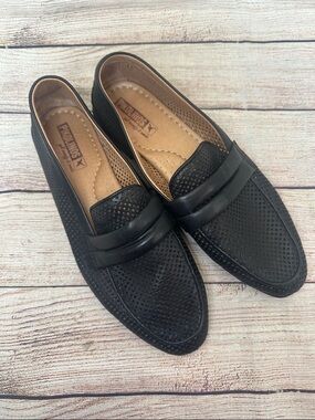 Pikolinos Black Perforated Leather Slip-On Loafers Flats Size 38